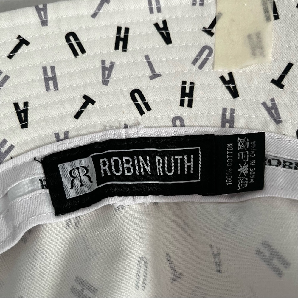 Robin Ruth Utah White Alphabet Print Bucket Hat crunch roll hat. - Picture 4 of 9